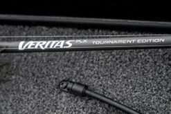 Abu Garcia Veritas Tournament Baitcasting Rod -Vis en Kleding Shop ABU CASTING ROD VERITAS TOURNAMENT LIFESTYLE 2021 004
