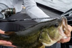 Abu Garcia Veritas Tournament Spinning Rod -Vis en Kleding Shop ABU SPINNING ROD VERITAS TOURNAMENT LIFESTYLE 2021 003