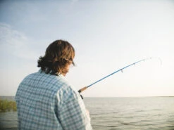 Temple Fork Outfitters Traveler Casting Rods -Vis en Kleding Shop Traveler Carousel Lifestlye 2