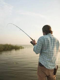 Temple Fork Outfitters Traveler Casting Rods -Vis en Kleding Shop Traveler Carousel Lifestlye 4